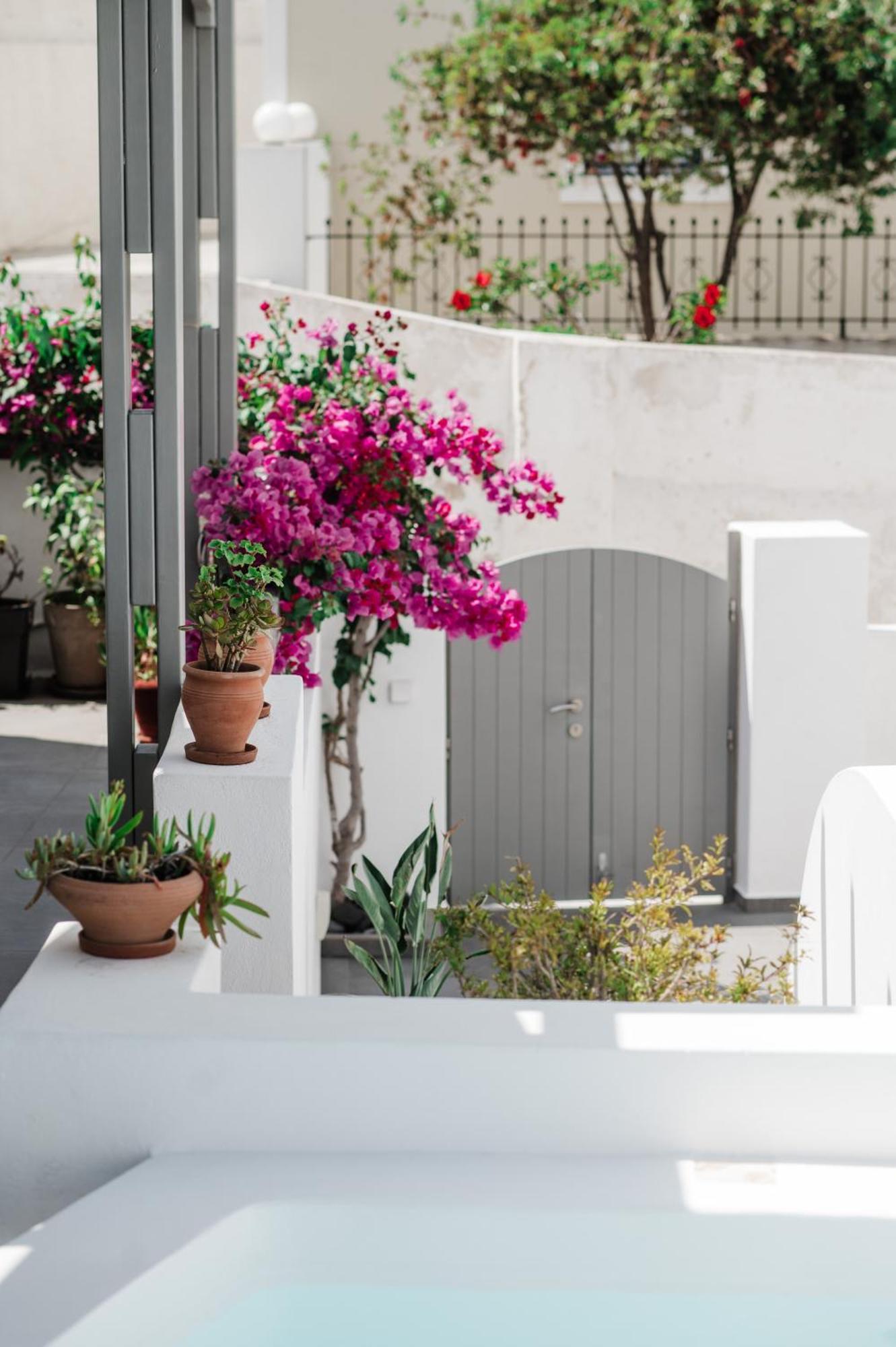 Vóthon Amphitrite Suites Santorini المظهر الخارجي الصورة
